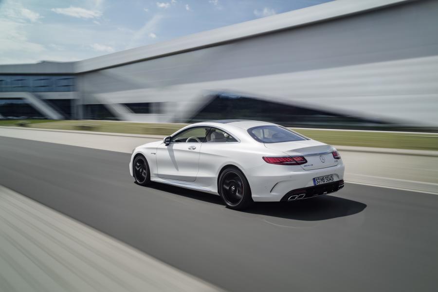  Mercedes-AMG S63 4Matic+ Coupe (C217) 2017 года  (WW) (фото 4 из 17)
